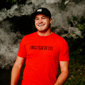 FEAR NO EVIL TEE - RED - PSALM 23:4